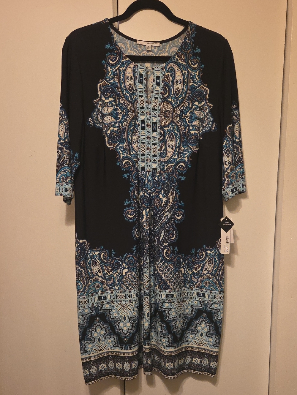 Black & Blue Paisley Midi Dress - Elegant Women's Midi